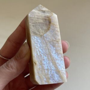 Mesečev kamen - 8cm, 100g