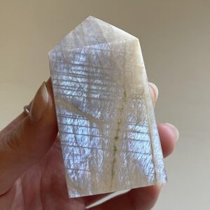 Mesečev kamen - 7cm, 103g